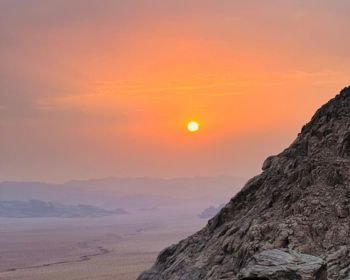 Wadi Rum 1D 1N Jeep 2 Hour Camel Ride